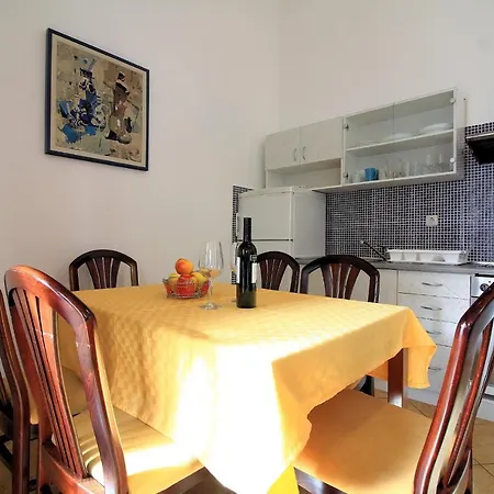 Apartman Maja Pjescana Pjescana Uvala Exterior photo