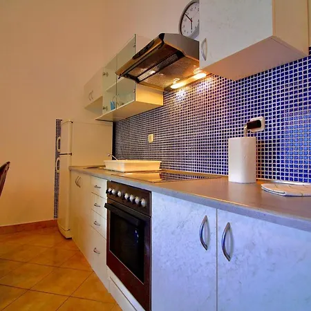 Apartman Maja Pjescana Pjescana Uvala Exterior photo